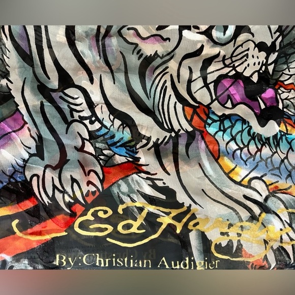 Ed Hardy scarf - Picture 3 of 11